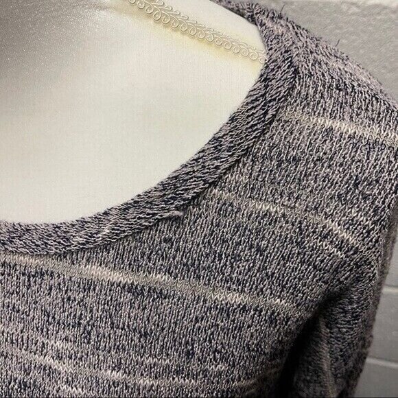 Charming Charlie Size M 3/4 Sleeve Sweater Navy Gray Stripes Back Button Detail - Picture 6 of 6